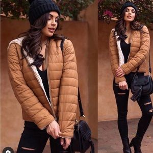 Lightweight reversible coat with pockets large